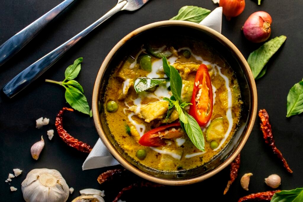 green curry, thai food, spices